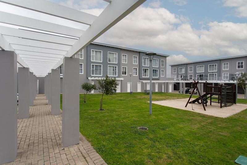 2 Bedroom Property for Sale in Brackenfell South Western Cape